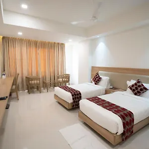 Jet Fox By Aero View Hotel, Delhi Airport 3* New Delhi