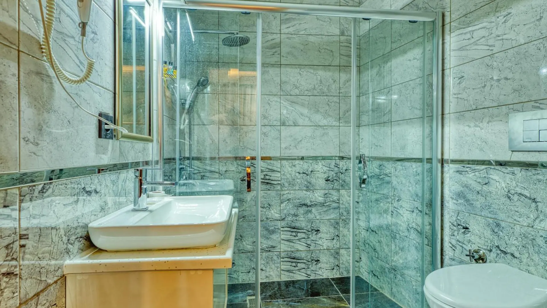 Galatagreenapplehotel Istanbul Hotel