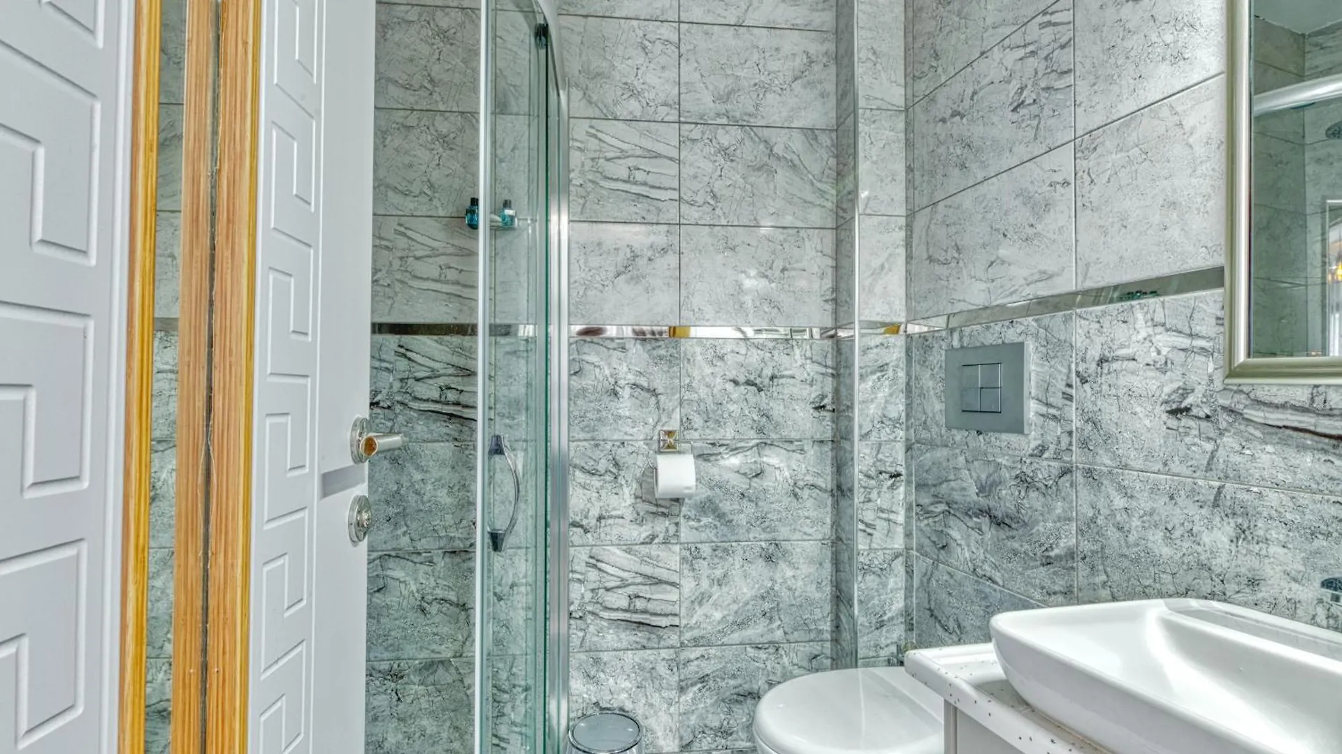 Galatagreenapplehotel Istanbul Hotel