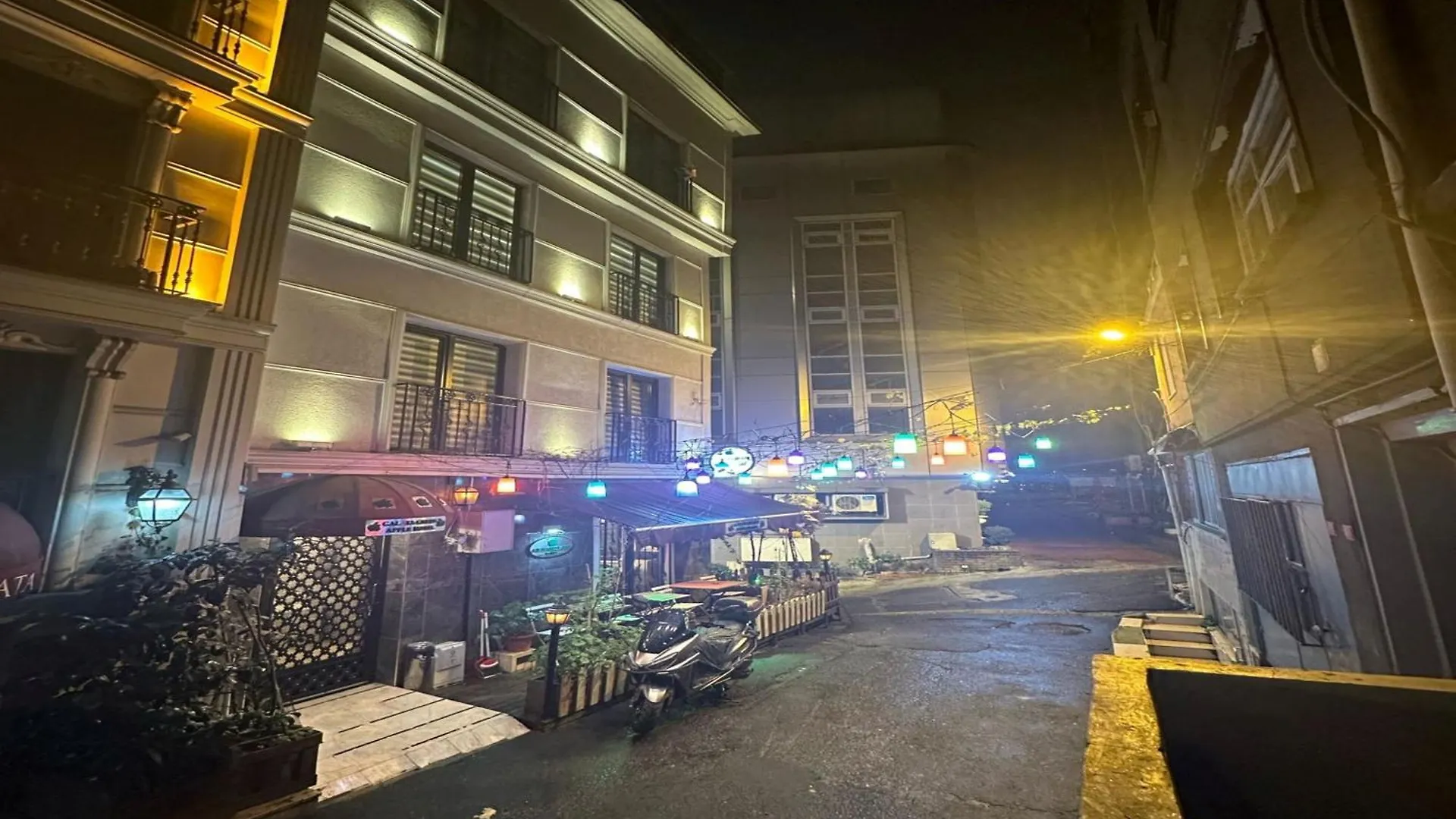 Galatagreenapplehotel Istanbul Turkey